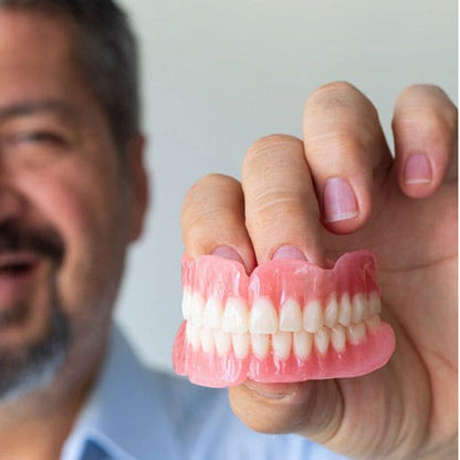 Smilevera™ - Denture Set